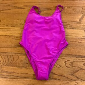 Xhilaration Size Medium NWOT fuchsia one piece swimsuit
